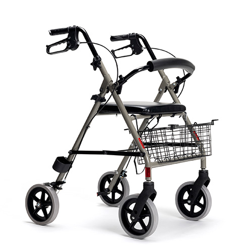 Rollator Eco-Light in champagnerfarbenem Leichtbau, Schraegansicht mit Sitz, Drahtkorb und vier Raedern