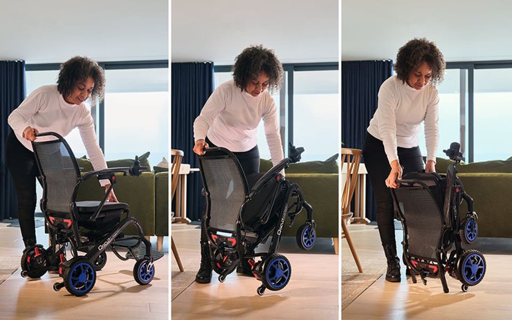 Elektrorollstuhl Q50 R Carbon, Bildfolge zum Zusammenfalten durch eine Frau im Wohnraum