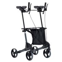 Schwarzer Aufrecht-Rollator Topro Troja Walker mit Unterarmauflagen und Netzkorb